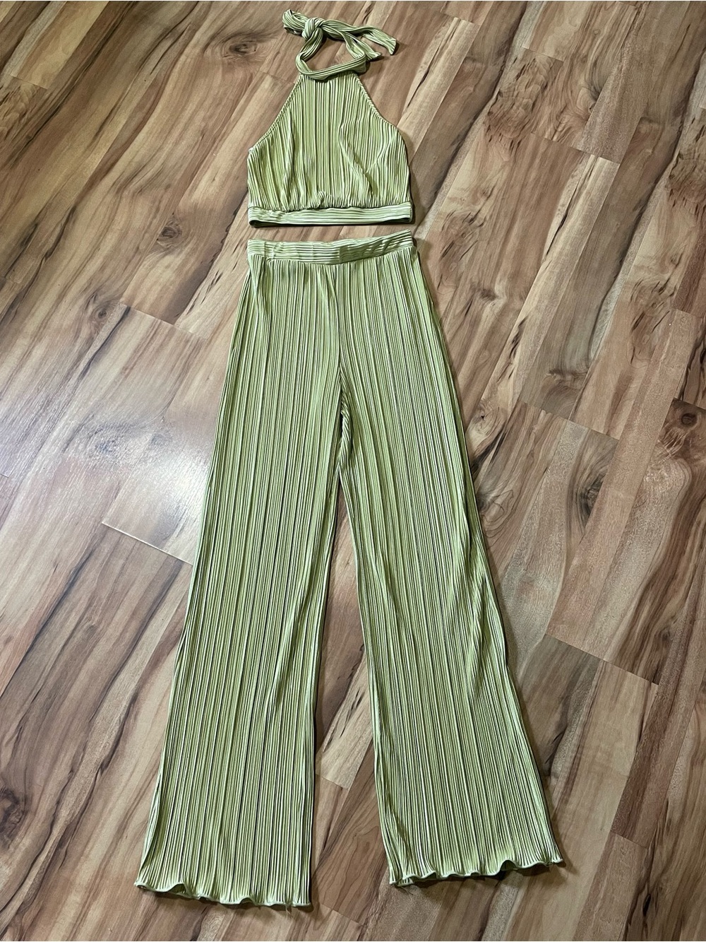 21 Saints Peridot Green Matching Set Halter Neck Crop Top & Palazzo Pants Sz M